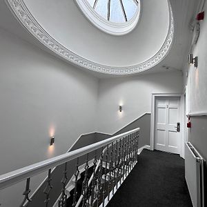 Dormitory Room Mixed